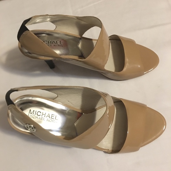 Michael Michael Kors Rochelle open toe sandals 👡 - Picture 3 of 7